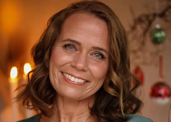 Flott og enkel festsminke på 5 minutter! Flott og enkel festsminke på 5 minutter!
