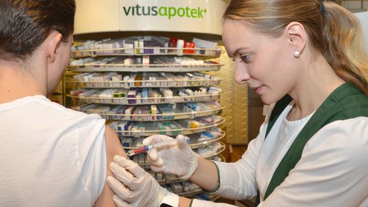 Vitusapotek bidrar til økt tilgjengelighet av influensavaksine til risikogrupper 