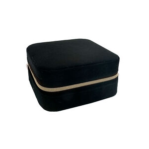 Smykkeskrin i sort velur
